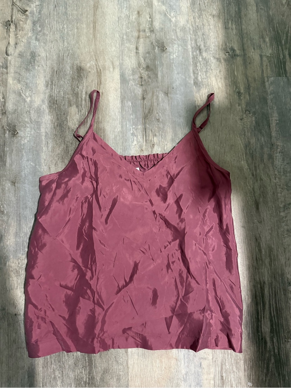 Athleta Satin V-Neck Cami in Mauve Rose